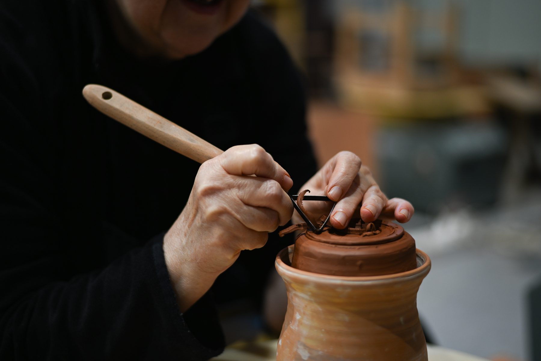 FD03-T: Innovación en cerámica con torno